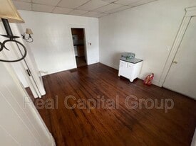 314 E Main St in Amsterdam, NY - Building Photo