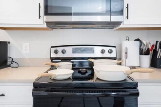 156 Excell Rd-Unit -ID1246322P in Clarksville, TN - Foto de edificio - Building Photo