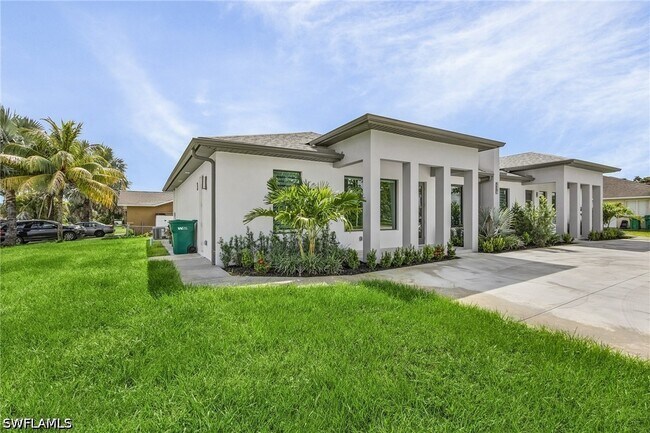property at 2378 Hunter Blvd