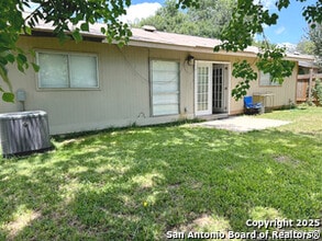 6846 Avila in San Antonio, TX - Building Photo - Building Photo