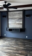 9511 Red Maple Dr in Houston, TX - Building Photo - Building Photo