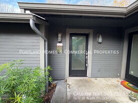 3437 SE Alder St in Portland, OR - Building Photo