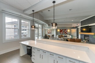 The Encore in Alexandria, VA - Building Photo - Building Photo