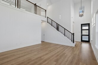 21211 Metallic Blue Dr in Cypress, TX - Building Photo - Building Photo