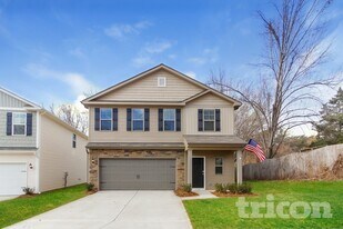 106 Spring Knoll Dr in Charlotte, NC - Building Photo