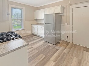 1300 Hamilton Ave NW in Grand Rapids, MI - Building Photo - Building Photo