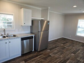 14236 Max Hooks Rd in Clermont, FL - Building Photo - Building Photo