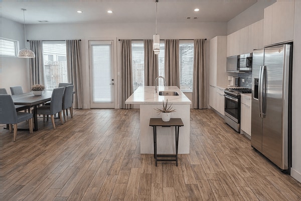 4413 Santorini Ln in Houston, TX - Building Photo - Building Photo