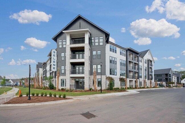 property at 331 Pickwick Dr