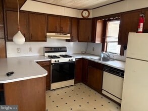 124 E Locust St in Fleetwood, PA - Building Photo - Building Photo