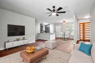 606 Elderberry Cove in Austin, TX - Building Photo - Building Photo