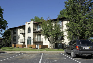 Delrado in Florissant, MO - Building Photo - Building Photo