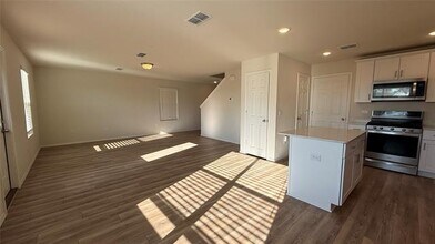 7009 Adderly Rd in Pilot Point, TX - Building Photo - Building Photo