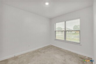 909 Wax Myrtle Ct in Killeen, TX - Building Photo - Building Photo