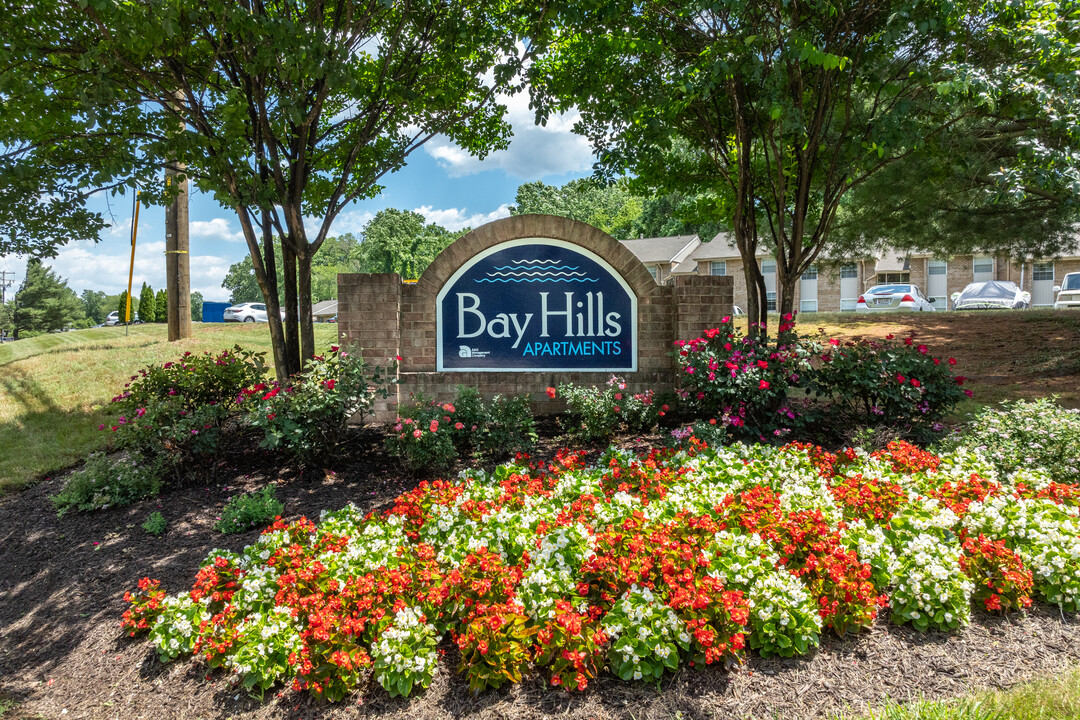 Bay Hills Apartments in Arnold, MD - Building Photo