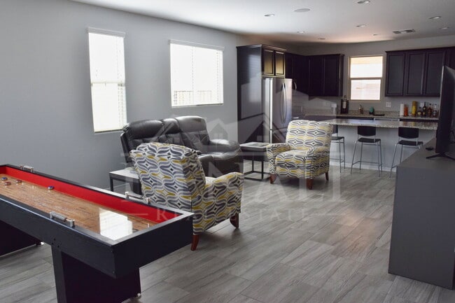 8547 E Osage Ave in Mesa, AZ - Building Photo - Building Photo