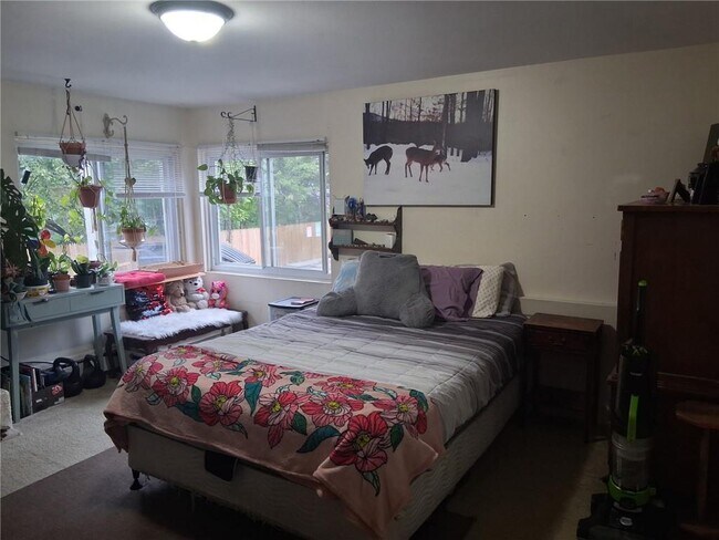 property at 111 N Broadway
