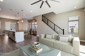 1717 E Morten Ave in Phoenix, AZ - Building Photo - Building Photo