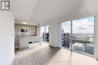 56 Andre de Grasse St in Markham, ON - Building Photo - Building Photo