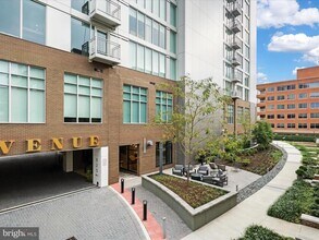 925 N Fairfax St in Alexandria, VA - Building Photo - Building Photo