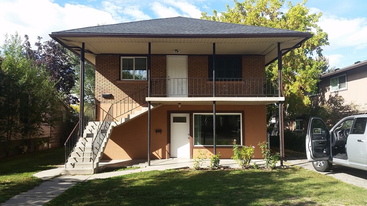 2544 S Park St, Unit Lower in Salt Lake City, UT - Foto de edificio