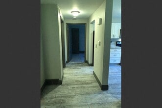 614 Englewood Ave in Tonawanda, NY - Foto de edificio - Building Photo