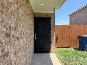 4025 Preferred Pl in Dallas, TX - Building Photo - Building Photo