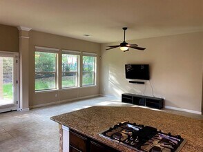 9550 Savannah Ridge Dr in Austin, TX - Building Photo - Building Photo