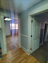 174 S Walnut St in Hoisington, KS - Building Photo - Building Photo