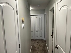 1953 Shetland Ave in Pocatello, ID - Foto de edificio - Building Photo