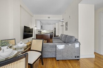 8 Winter Pl in Boston, MA - Building Photo - Building Photo