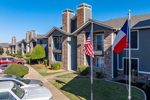Woodridge on Buckner in Dallas, TX - Building Photo