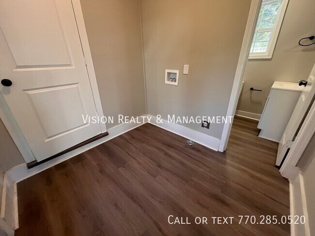 107 Merrill St in Carrollton, GA - Building Photo - Building Photo