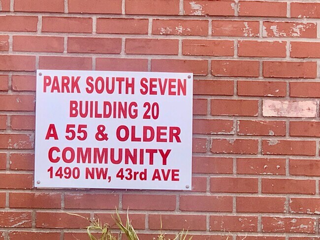 1490 NW 43rd Ave in Lauderhill, FL - Building Photo - Building Photo