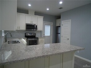 413 Downing Ave-Unit -2 in Edinburg, TX - Building Photo - Building Photo