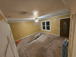 3736 Cumberland Dr, Unit #4 in Moss Point, MS - Building Photo - Building Photo