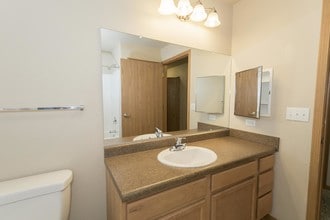 Stoney Hill Apartments in Casper, WY - Building Photo - Building Photo