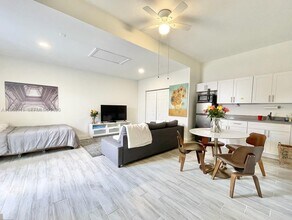 15477 SW 23rd Ln in Miami, FL - Building Photo - Building Photo