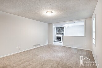 1006 Hampton Ct NW in Kennesaw, GA - Building Photo - Building Photo