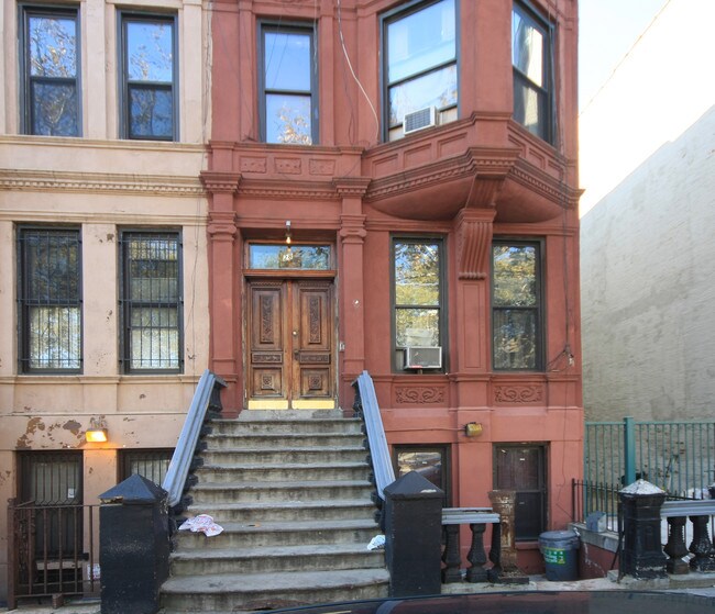 28 E 130th St in New York, NY - Building Photo - Building Photo