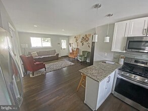 2415 57th Ave in Hyattsville, MD - Building Photo - Building Photo