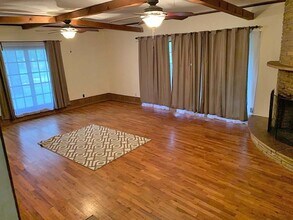 202 S 3rd St in Denton, TX - Building Photo - Building Photo