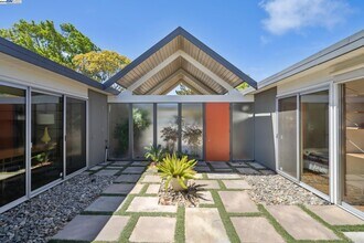3767 Gainsborough Dr in Concord, CA - Building Photo - Building Photo