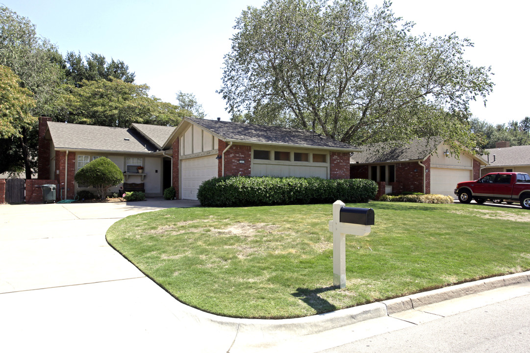 7353-7355 S Darlington Ave in Tulsa, OK - Foto de edificio