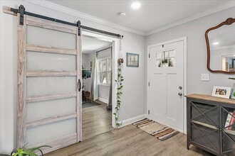 1327 1st Ave N in Jacksonville Beach, FL - Building Photo - Building Photo