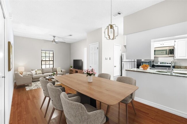 property at 1307 Kinney Ave