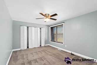 1018 Harbour Dr in Palmyra, NJ - Building Photo - Building Photo