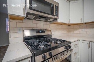 1236 Indianola Ave in Columbus, OH - Building Photo - Building Photo