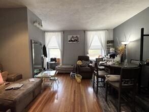 124 Winnisimmet St in Chelsea, MA - Building Photo - Building Photo