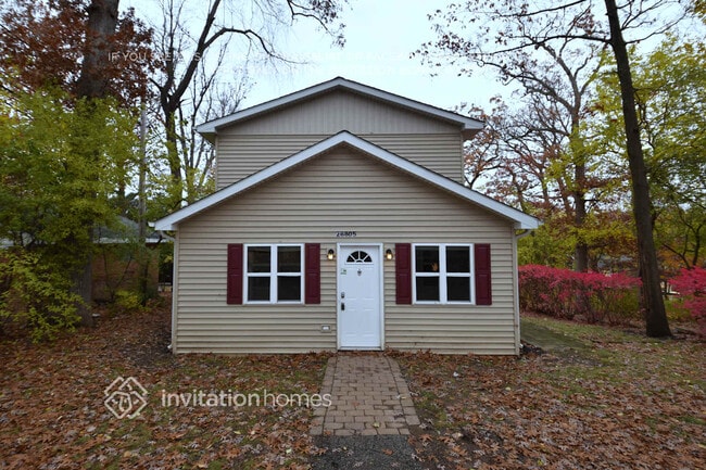 property at 26805 Circle Dr S